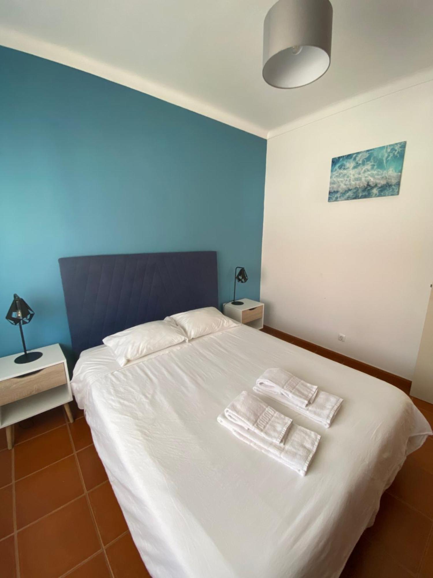 Apartamento Vicentino Вила Нова де Милфонтеш Екстериор снимка